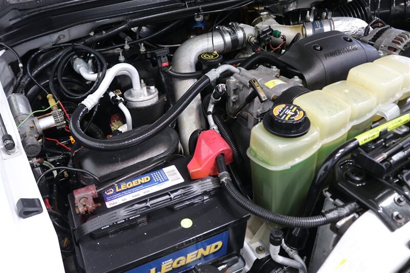 2000 Ford F-350 Lariat  1-ARIZONA OWNER* 6-SPEED MANUAL 7.3L* 100% RUST FREE* PACBRAKE EXUAST BRAKE* NEW 33 " FALKEN A/T 4W 10-PLY TIRES* ALCOA WHEELS* LINEX BED LINER* FULLY SERVICED* NEW FLUIDS* ALL BOOKS & MANUALS - Photo 36 - Portland, OR 97230