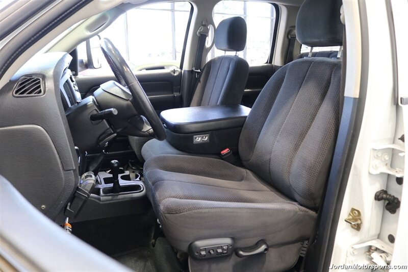 2003 Dodge Ram 2500 SLT 4dr Quad Cab SLT  HIGH OUTPUT 5.9L CUMMINS DIESEL W/6 SPEED MANUAL ONLY 135K ACTUAL MILES 2 OWNER CLEAN HISTORY PAC BRAKE AIRBAGS ONBOARD COMPRESSOR NEW 10 PLY BFG KO3s & 5100 BILSTEIN SHOCKS NEW ALUMINUM WHEELS - Photo 18 - Portland, OR 97230