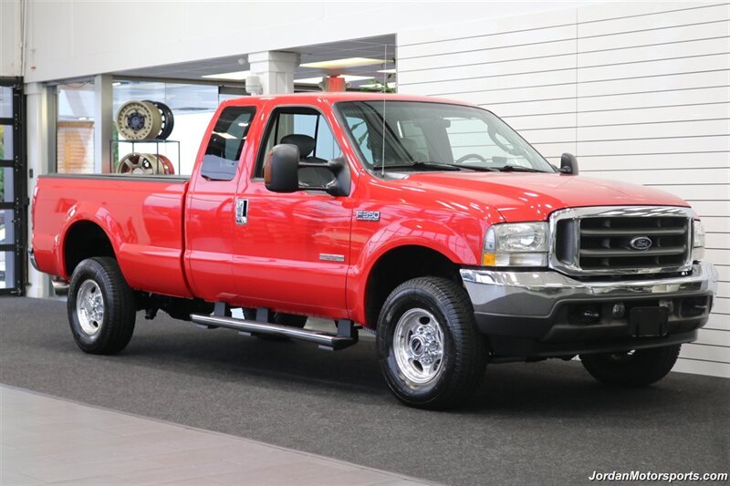 2004 Ford F-350 Lariat  1-OWNER* FULL BULLETPROOF PKG 6K MLS AGO* 100% RUST FREE* FULLY SERVICED* NEW TIRES* ALL ORIGINAL BOOKS-MANUALS-KEYS-WINDOW STICKER