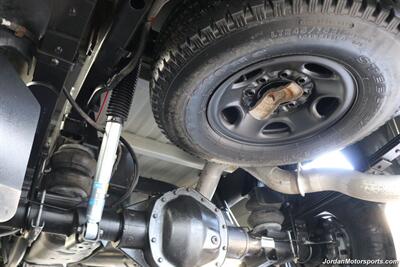 2005 Dodge Ram 2500 SLT  1-OWNER* 100% RUST FREE* NEW 35 " TOYO A/T III 10-PLYS* REAR AIRBAGS* NEW 2.5 " BILSTEIN 5100 LEVEL KIT* 5TH WHEEL* NEW TRANSMISSION VALVE BODY & SERVICE* COOLANT FLUSH & AC CHARGE* LIKE NEW* - Photo 26 - Portland, OR 97230