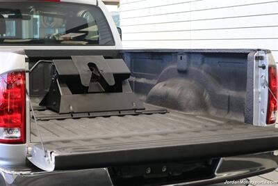 2005 Dodge Ram 2500 SLT  1-OWNER* 100% RUST FREE* NEW 35 " TOYO A/T III 10-PLYS* REAR AIRBAGS* NEW 2.5 " BILSTEIN 5100 LEVEL KIT* 5TH WHEEL* NEW TRANSMISSION VALVE BODY & SERVICE* COOLANT FLUSH & AC CHARGE* LIKE NEW* - Photo 46 - Portland, OR 97230
