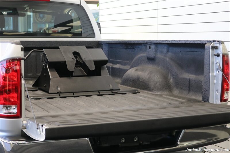 2005 Dodge Ram 2500 SLT  1-OWNER* 100% RUST FREE* NEW 35 " TOYO A/T III 10-PLYS* REAR AIRBAGS* NEW 2.5 " BILSTEIN 5100 LEVEL KIT* 5TH WHEEL* NEW TRANSMISSION VALVE BODY & SERVICE* COOLANT FLUSH & AC CHARGE* LIKE NEW* - Photo 46 - Portland, OR 97230