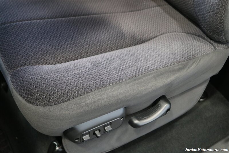 2005 Dodge Ram 2500 SLT  1-OWNER* 100% RUST FREE* NEW 35 " TOYO A/T III 10-PLYS* REAR AIRBAGS* NEW 2.5 " BILSTEIN 5100 LEVEL KIT* 5TH WHEEL* NEW TRANSMISSION VALVE BODY & SERVICE* COOLANT FLUSH & AC CHARGE* LIKE NEW* - Photo 74 - Portland, OR 97230