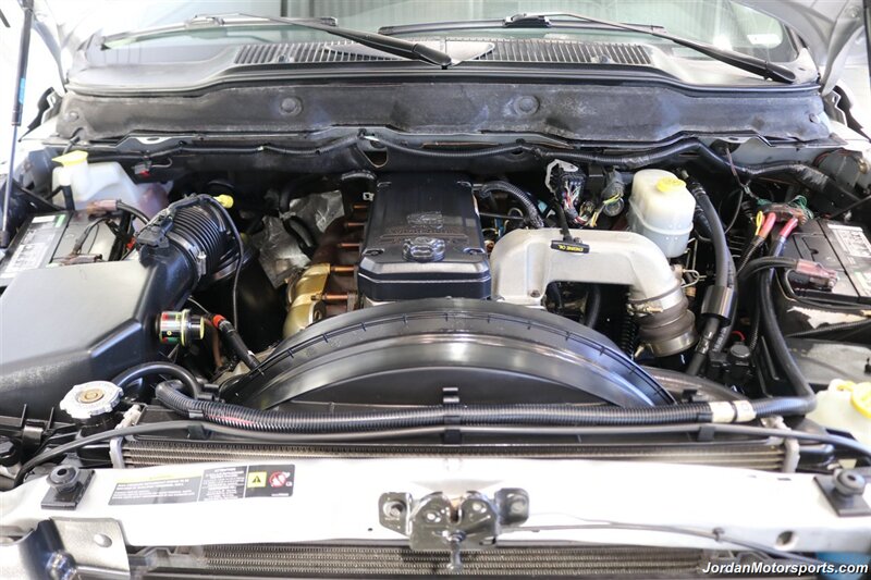 2005 Dodge Ram 2500 SLT  1-OWNER* 100% RUST FREE* NEW 35 " TOYO A/T III 10-PLYS* REAR AIRBAGS* NEW 2.5 " BILSTEIN 5100 LEVEL KIT* 5TH WHEEL* NEW TRANSMISSION VALVE BODY & SERVICE* COOLANT FLUSH & AC CHARGE* LIKE NEW* - Photo 14 - Portland, OR 97230