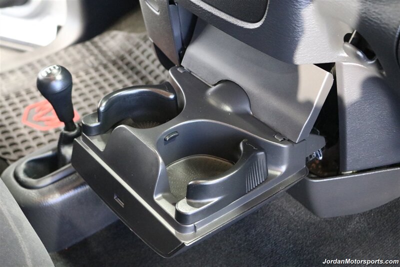 2005 Dodge Ram 2500 SLT  1-OWNER* 100% RUST FREE* NEW 35 " TOYO A/T III 10-PLYS* REAR AIRBAGS* NEW 2.5 " BILSTEIN 5100 LEVEL KIT* 5TH WHEEL* NEW TRANSMISSION VALVE BODY & SERVICE* COOLANT FLUSH & AC CHARGE* LIKE NEW* - Photo 92 - Portland, OR 97230