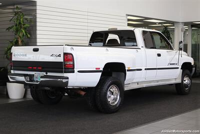 1998 Dodge Ram 3500 Laramie SLT  1-OWNER* V-10* 5-SPEED MANUAL* 29K ACTUAL MILES* 6 NEW FALKEN AT4 10-PLY TIRES* NEW BRAKES* NEW BATTERIES* NEW AC CHARGE* 100% RUST & CORROSION FREE* ALL BOOKS & KEYS - Photo 7 - Portland, OR 97230