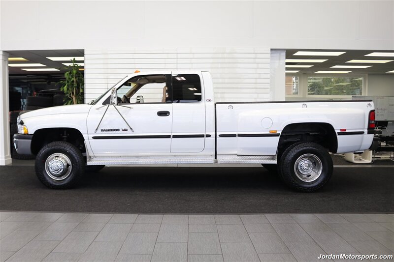 1998 Dodge Ram 3500 Laramie SLT  1-OWNER* V-10* 5-SPEED MANUAL* 29K ACTUAL MILES* 6 NEW FALKEN AT4 10-PLY TIRES* NEW BRAKES* NEW BATTERIES* NEW AC CHARGE* 100% RUST & CORROSION FREE* ALL BOOKS & KEYS - Photo 4 - Portland, OR 97230