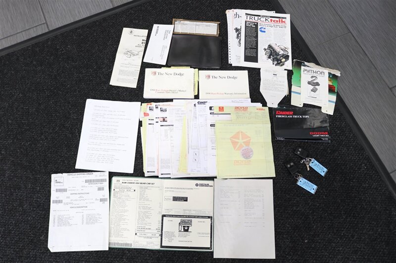 1998 Dodge Ram 2500 Laramie SLT 1-OWNER* SHORT BED* ALL SERVICE RECORDS SINCE NEW W/ ORIGINAL WINDOW STICKER* NEW 33 " BFG KO3 10-PLYS* NEVER HAD 5TH WHEEL OR GOOSE NECK* COOLANT & AC SERVICE* NEW STEERING BOX - Photo 20 - Portland, OR 97230