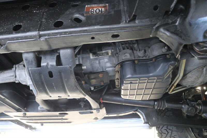 1998 Dodge Ram 2500 Laramie SLT 1-OWNER* SHORT BED* ALL SERVICE RECORDS SINCE NEW W/ ORIGINAL WINDOW STICKER* NEW 33 " BFG KO3 10-PLYS* NEVER HAD 5TH WHEEL OR GOOSE NECK* COOLANT & AC SERVICE* NEW STEERING BOX - Photo 25 - Portland, OR 97230