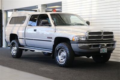 1998 Dodge Ram 2500 Laramie SLT 1-OWNER* SHORT BED* ALL SERVICE RECORDS SINCE NEW W/ ORIGINAL WINDOW STICKER* NEW 33 " BFG KO3 10-PLYS* NEVER HAD 5TH WHEEL OR GOOSE NECK* COOLANT & AC SERVICE* NEW STEERING BOX - Photo 2 - Portland, OR 97230
