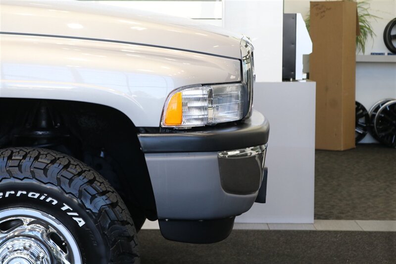 1998 Dodge Ram 2500 Laramie SLT 1-OWNER* SHORT BED* ALL SERVICE RECORDS SINCE NEW W/ ORIGINAL WINDOW STICKER* NEW 33 " BFG KO3 10-PLYS* NEVER HAD 5TH WHEEL OR GOOSE NECK* COOLANT & AC SERVICE* NEW STEERING BOX - Photo 47 - Portland, OR 97230