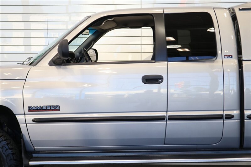 1998 Dodge Ram 2500 Laramie SLT 1-OWNER* SHORT BED* ALL SERVICE RECORDS SINCE NEW W/ ORIGINAL WINDOW STICKER* NEW 33 " BFG KO3 10-PLYS* NEVER HAD 5TH WHEEL OR GOOSE NECK* COOLANT & AC SERVICE* NEW STEERING BOX - Photo 50 - Portland, OR 97230