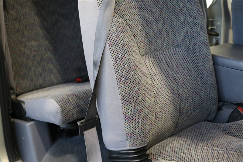 1998 Dodge Ram 2500 Laramie SLT 1-OWNER* SHORT BED* ALL SERVICE RECORDS SINCE NEW W/ ORIGINAL WINDOW STICKER* NEW 33 " BFG KO3 10-PLYS* NEVER HAD 5TH WHEEL OR GOOSE NECK* COOLANT & AC SERVICE* NEW STEERING BOX - Photo 71 - Portland, OR 97230