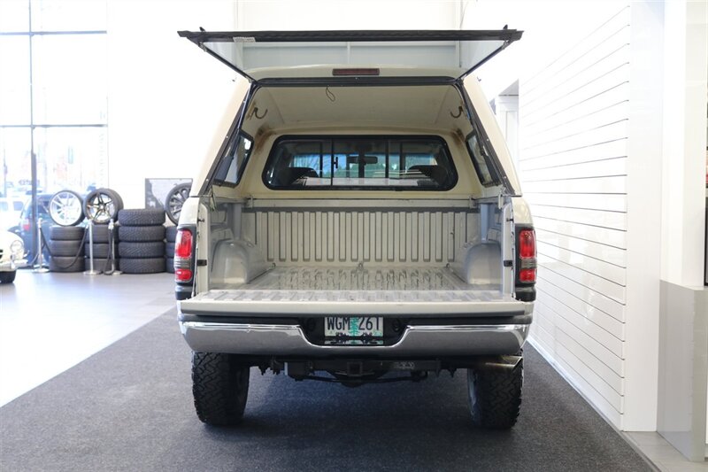 1998 Dodge Ram 2500 Laramie SLT 1-OWNER* SHORT BED* ALL SERVICE RECORDS SINCE NEW W/ ORIGINAL WINDOW STICKER* NEW 33 " BFG KO3 10-PLYS* NEVER HAD 5TH WHEEL OR GOOSE NECK* COOLANT & AC SERVICE* NEW STEERING BOX - Photo 15 - Portland, OR 97230