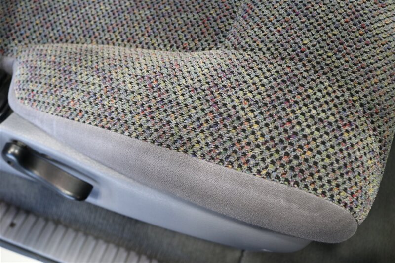 1998 Dodge Ram 2500 Laramie SLT 1-OWNER* SHORT BED* ALL SERVICE RECORDS SINCE NEW W/ ORIGINAL WINDOW STICKER* NEW 33 " BFG KO3 10-PLYS* NEVER HAD 5TH WHEEL OR GOOSE NECK* COOLANT & AC SERVICE* NEW STEERING BOX - Photo 69 - Portland, OR 97230