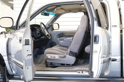 1998 Dodge Ram 2500 Laramie SLT 1-OWNER* SHORT BED* ALL SERVICE RECORDS SINCE NEW W/ ORIGINAL WINDOW STICKER* NEW 33 " BFG KO3 10-PLYS* NEVER HAD 5TH WHEEL OR GOOSE NECK* COOLANT & AC SERVICE* NEW STEERING BOX - Photo 58 - Portland, OR 97230