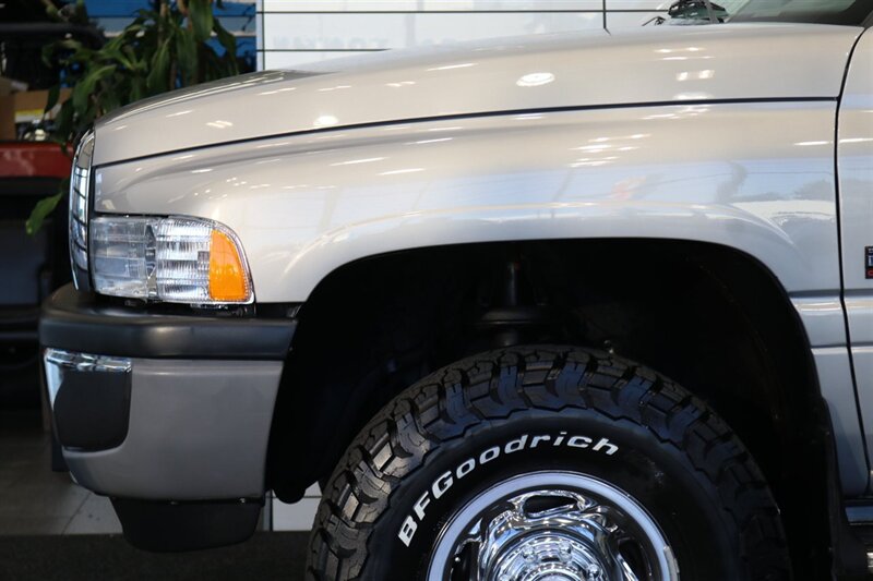 1998 Dodge Ram 2500 Laramie SLT 1-OWNER* SHORT BED* ALL SERVICE RECORDS SINCE NEW W/ ORIGINAL WINDOW STICKER* NEW 33 " BFG KO3 10-PLYS* NEVER HAD 5TH WHEEL OR GOOSE NECK* COOLANT & AC SERVICE* NEW STEERING BOX - Photo 48 - Portland, OR 97230