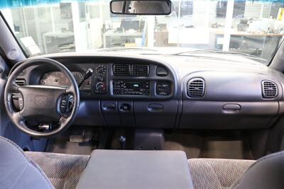 1998 Dodge Ram 2500 Laramie SLT 1-OWNER* SHORT BED* ALL SERVICE RECORDS SINCE NEW W/ ORIGINAL WINDOW STICKER* NEW 33 " BFG KO3 10-PLYS* NEVER HAD 5TH WHEEL OR GOOSE NECK* COOLANT & AC SERVICE* NEW STEERING BOX - Photo 19 - Portland, OR 97230