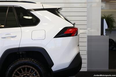 2020 Toyota RAV4 LE  CLEAN TITLE* 0-ACCIDENTS* ALWAYS SERVICED A2TOYOTA DEALER W/RECORDS SINCE NEW* UPGRADED WHEELS & TIRES* NON-SMOKER - Photo 56 - Portland, OR 97230