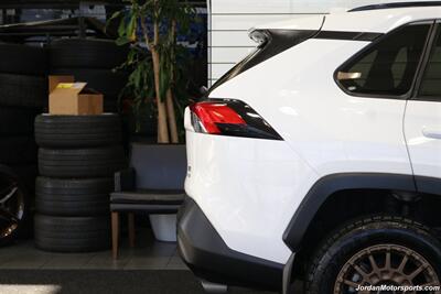 2020 Toyota RAV4 LE  CLEAN TITLE* 0-ACCIDENTS* ALWAYS SERVICED A2TOYOTA DEALER W/RECORDS SINCE NEW* UPGRADED WHEELS & TIRES* NON-SMOKER - Photo 57 - Portland, OR 97230