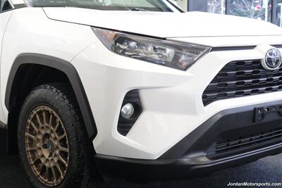 2020 Toyota RAV4 LE  CLEAN TITLE* 0-ACCIDENTS* ALWAYS SERVICED A2TOYOTA DEALER W/RECORDS SINCE NEW* UPGRADED WHEELS & TIRES* NON-SMOKER - Photo 13 - Portland, OR 97230