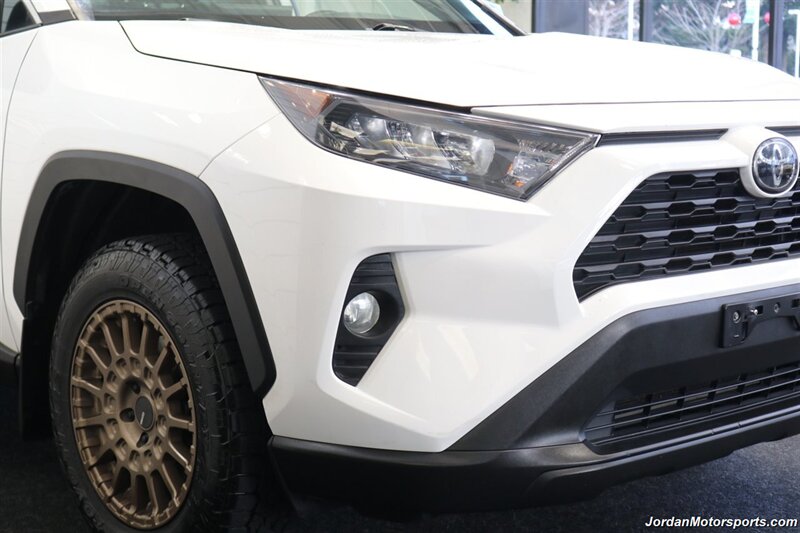 2020 Toyota RAV4 LE  CLEAN TITLE* 0-ACCIDENTS* ALWAYS SERVICED A2TOYOTA DEALER W/RECORDS SINCE NEW* UPGRADED WHEELS & TIRES* NON-SMOKER - Photo 13 - Portland, OR 97230