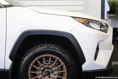 2020 Toyota RAV4 LE  CLEAN TITLE* 0-ACCIDENTS* ALWAYS SERVICED A2TOYOTA DEALER W/RECORDS SINCE NEW* UPGRADED WHEELS & TIRES* NON-SMOKER - Photo 53 - Portland, OR 97230