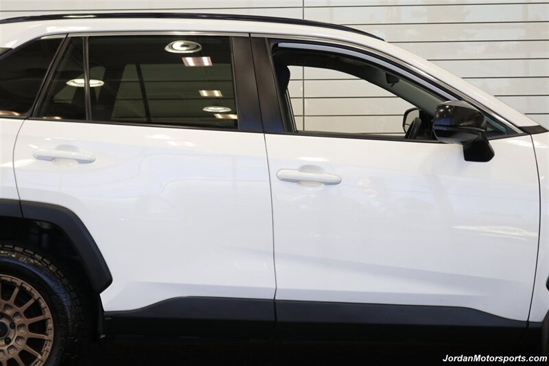 2020 Toyota RAV4 LE  CLEAN TITLE* 0-ACCIDENTS* ALWAYS SERVICED A2TOYOTA DEALER W/RECORDS SINCE NEW* UPGRADED WHEELS & TIRES* NON-SMOKER - Photo 55 - Portland, OR 97230