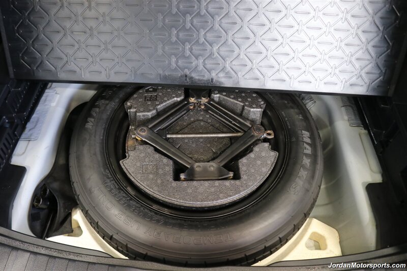 2020 Toyota RAV4 LE  CLEAN TITLE* 0-ACCIDENTS* ALWAYS SERVICED A2TOYOTA DEALER W/RECORDS SINCE NEW* UPGRADED WHEELS & TIRES* NON-SMOKER - Photo 43 - Portland, OR 97230