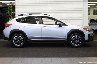 2023 Subaru Crosstrek Premium  CLEAN TITLE* 1-OWNER* 6-SPEED MANUAL* ALL 4 BRAND NEW TIRES* ALL ORIGINAL BOOKS & MANUALS & KEYS* NON-SMOKER PREVIOUS OWNER* ROOF RACK* BACK UP CAMERA - Photo 5 - Portland, OR 97230