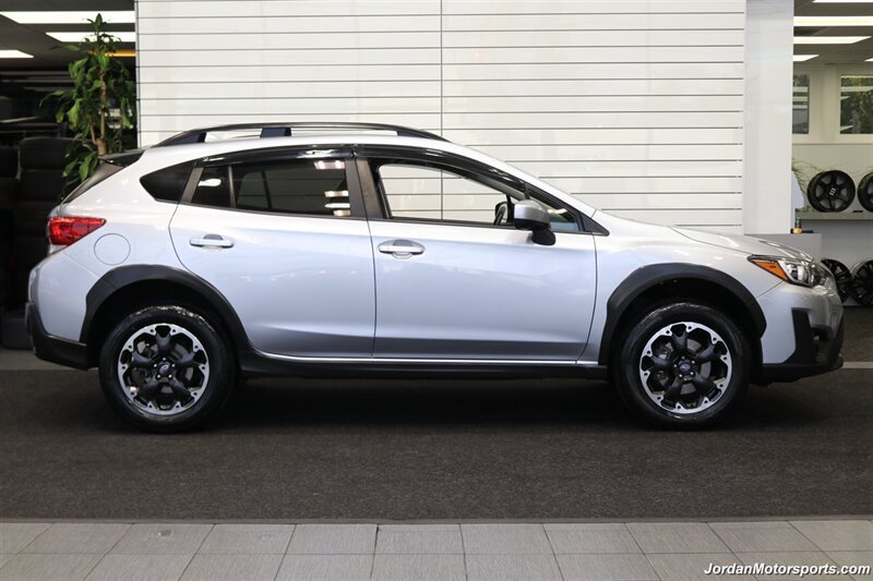 2023 Subaru Crosstrek Premium  CLEAN TITLE* 1-OWNER* 6-SPEED MANUAL* ALL 4 BRAND NEW TIRES* ALL ORIGINAL BOOKS & MANUALS & KEYS* NON-SMOKER PREVIOUS OWNER* ROOF RACK* BACK UP CAMERA - Photo 5 - Portland, OR 97230