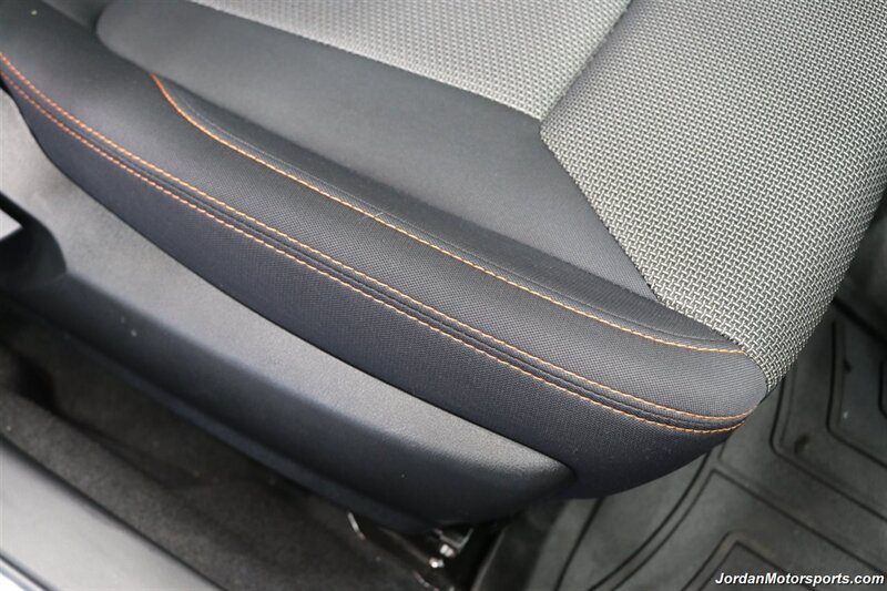 2023 Subaru Crosstrek Premium  CLEAN TITLE* 1-OWNER* 6-SPEED MANUAL* ALL 4 BRAND NEW TIRES* ALL ORIGINAL BOOKS & MANUALS & KEYS* NON-SMOKER PREVIOUS OWNER* ROOF RACK* BACK UP CAMERA - Photo 35 - Portland, OR 97230