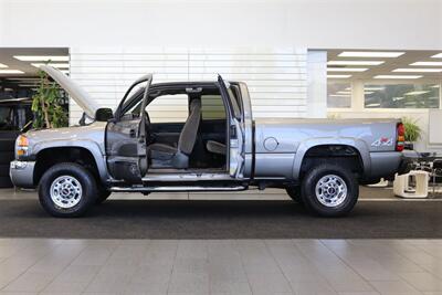 2006 GMC Sierra 2500 SLE 1  LBZ DURAMAX* 100% RUST FREE* FULLY SERVICED W/ ALL NEW FLUIDS & FILTERS* SHORT BED* 4X4* SAME OWNER FOR 20 YRS* ALL BOOKS-KEYS-WINDOW STICKER* NEVER HAD 5TH WHEEL OR GOOSENECK - Photo 10 - Portland, OR 97230