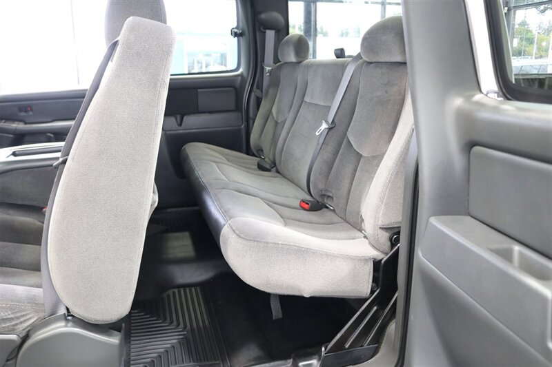 2006 GMC Sierra 2500 SLE 1  LBZ DURAMAX* 100% RUST FREE* FULLY SERVICED W/ ALL NEW FLUIDS & FILTERS* SHORT BED* 4X4* SAME OWNER FOR 20 YRS* ALL BOOKS-KEYS-WINDOW STICKER* NEVER HAD 5TH WHEEL OR GOOSENECK - Photo 86 - Portland, OR 97230