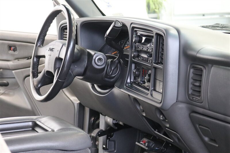 2006 GMC Sierra 2500 SLE 1  LBZ DURAMAX* 100% RUST FREE* FULLY SERVICED W/ ALL NEW FLUIDS & FILTERS* SHORT BED* 4X4* SAME OWNER FOR 20 YRS* ALL BOOKS-KEYS-WINDOW STICKER* NEVER HAD 5TH WHEEL OR GOOSENECK - Photo 77 - Portland, OR 97230
