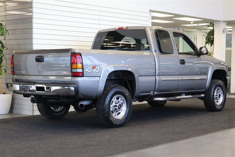 2006 GMC Sierra 2500 SLE 1  LBZ DURAMAX* 100% RUST FREE* FULLY SERVICED W/ ALL NEW FLUIDS & FILTERS* SHORT BED* 4X4* SAME OWNER FOR 20 YRS* ALL BOOKS-KEYS-WINDOW STICKER* NEVER HAD 5TH WHEEL OR GOOSENECK - Photo 7 - Portland, OR 97230