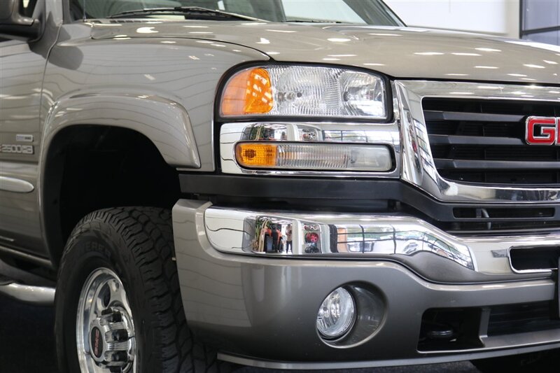 2006 GMC Sierra 2500 SLE 1  LBZ DURAMAX* 100% RUST FREE* FULLY SERVICED W/ ALL NEW FLUIDS & FILTERS* SHORT BED* 4X4* SAME OWNER FOR 20 YRS* ALL BOOKS-KEYS-WINDOW STICKER* NEVER HAD 5TH WHEEL OR GOOSENECK - Photo 13 - Portland, OR 97230