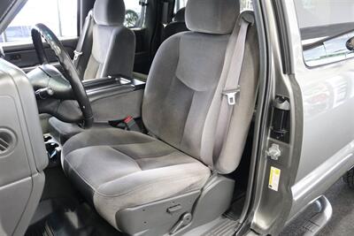 2006 GMC Sierra 2500 SLE 1  LBZ DURAMAX* 100% RUST FREE* FULLY SERVICED W/ ALL NEW FLUIDS & FILTERS* SHORT BED* 4X4* SAME OWNER FOR 20 YRS* ALL BOOKS-KEYS-WINDOW STICKER* NEVER HAD 5TH WHEEL OR GOOSENECK - Photo 16 - Portland, OR 97230