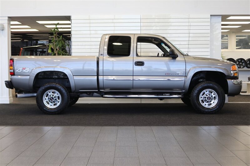 2006 GMC Sierra 2500 SLE 1  LBZ DURAMAX* 100% RUST FREE* FULLY SERVICED W/ ALL NEW FLUIDS & FILTERS* SHORT BED* 4X4* SAME OWNER FOR 20 YRS* ALL BOOKS-KEYS-WINDOW STICKER* NEVER HAD 5TH WHEEL OR GOOSENECK - Photo 5 - Portland, OR 97230
