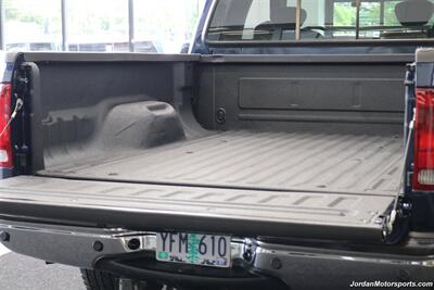 2001 Ford F-250 Super Duty XLT 4dr SuperCab XLT  1-OWNER* 6-SPEED MANUAL* NEVER HAD 5TH WHEEL OR GOOSENECK* ALL ORIGINAL 100% * REAR AIR BAGS WITH ONBOARD AIR* ALL SERVICE RECORDS SINCE NEW* ALL BOOKS & KEYS* SPRAY IN BED LINER - Photo 47 - Portland, OR 97230