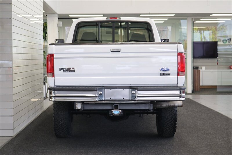 1997 Ford F-250 XLT   - Photo 9 - Portland, OR 97230