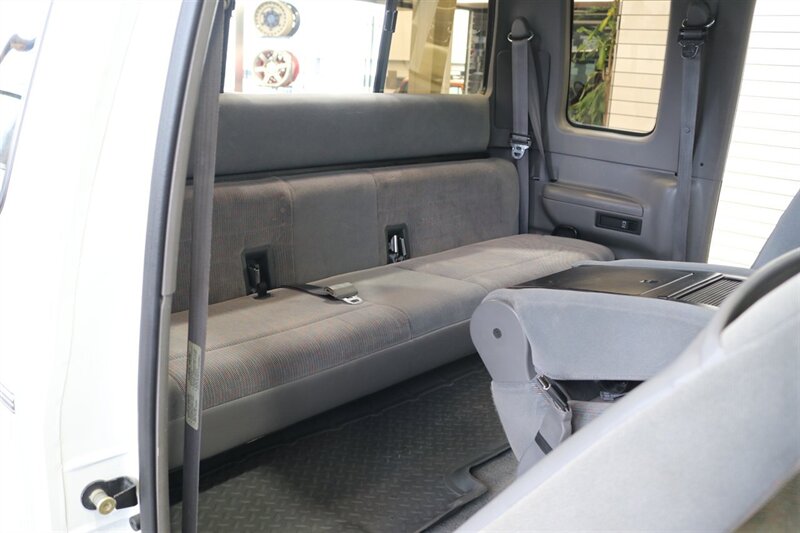 1997 Ford F-250 XLT   - Photo 86 - Portland, OR 97230