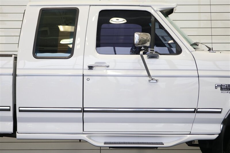 1997 Ford F-250 XLT   - Photo 49 - Portland, OR 97230
