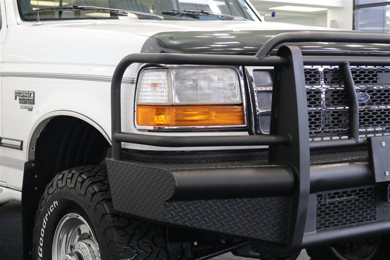 1997 Ford F-250 XLT   - Photo 13 - Portland, OR 97230