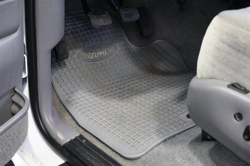 1997 Ford F-250 XLT   - Photo 82 - Portland, OR 97230