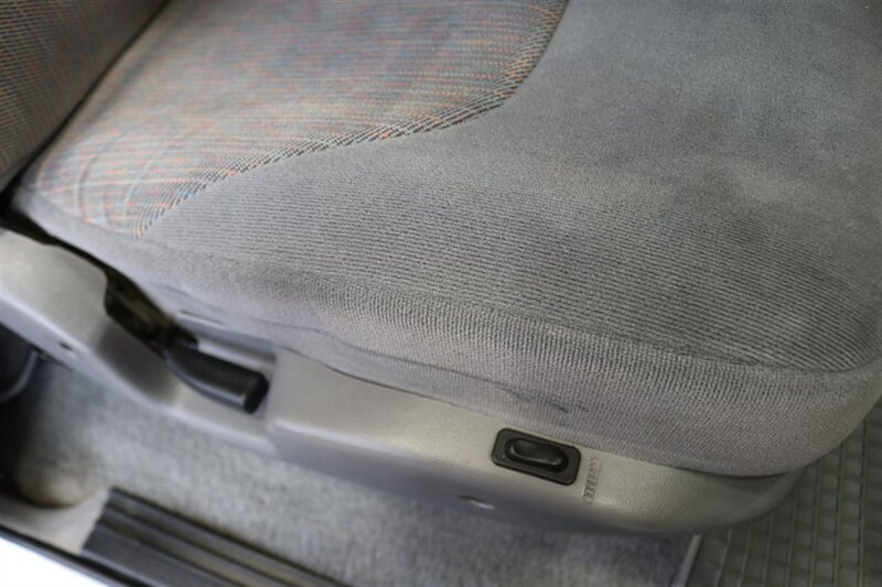 1997 Ford F-250 XLT   - Photo 71 - Portland, OR 97230