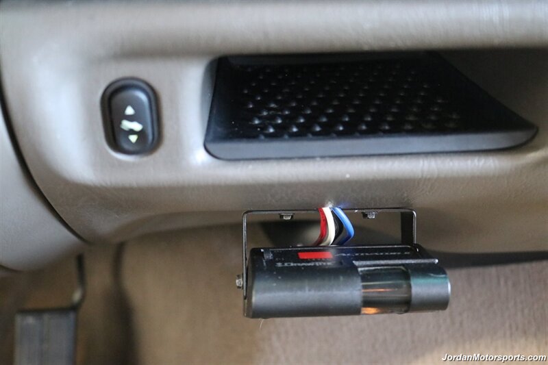 2003 Ford Excursion Eddie Bauer   - Photo 90 - Portland, OR 97230