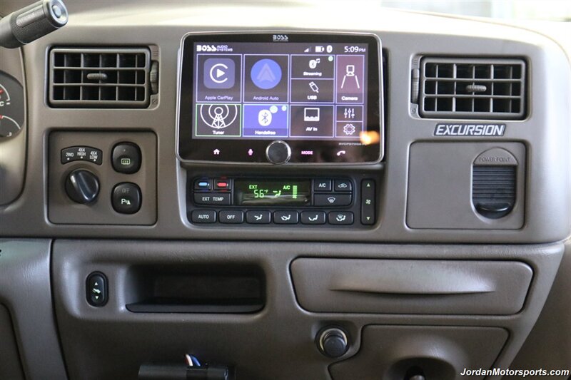 2003 Ford Excursion Eddie Bauer   - Photo 82 - Portland, OR 97230