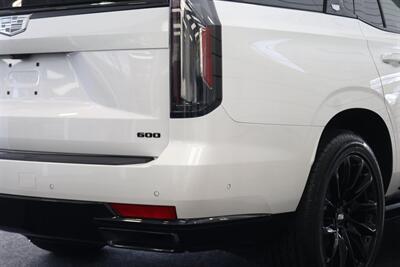 2024 Cadillac Escalade Sport Platinum 1-OWNER* UNDER FACTORY WARRANTY* POWER BOARDS* NIGHT VISION* ONYX PKG* FULLY SERVICED* NEW TIRES* PANO ROOF* ROOF RACK* CROSS BARS* ALL ORIGINAL BOOKS & MANUALS & 2-KEYS - Photo 15 - Portland, OR 97230
