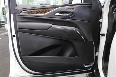 2024 Cadillac Escalade Sport Platinum 1-OWNER* UNDER FACTORY WARRANTY* POWER BOARDS* NIGHT VISION* ONYX PKG* FULLY SERVICED* NEW TIRES* PANO ROOF* ROOF RACK* CROSS BARS* ALL ORIGINAL BOOKS & MANUALS & 2-KEYS - Photo 44 - Portland, OR 97230